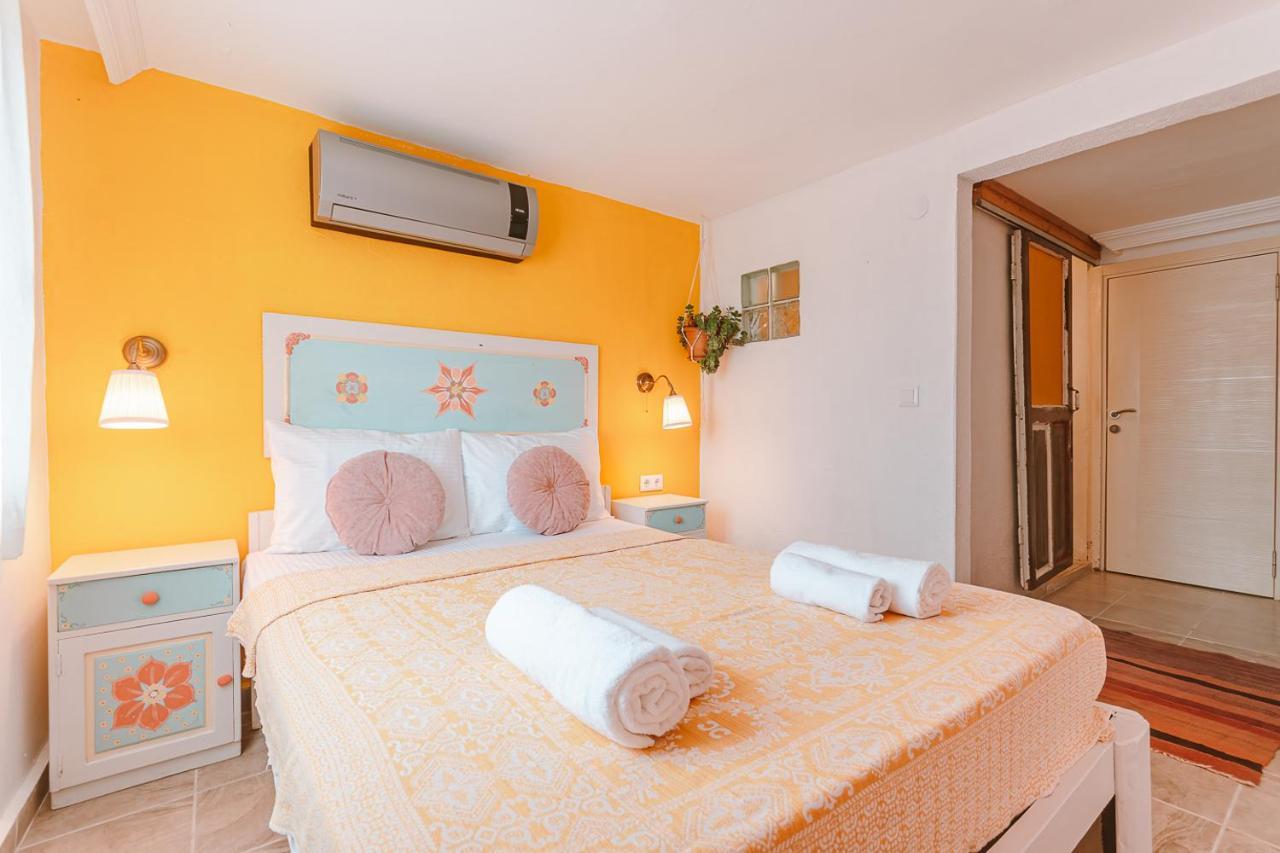 Kuytu Terrace Bed And Breakfast 카스 외부 사진